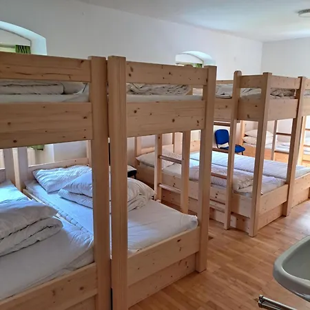 Hostal Life Camp