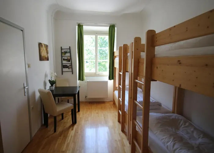 Хостел Life Camp *