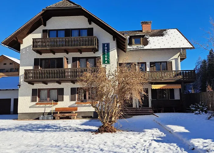 Хостел Life Camp *